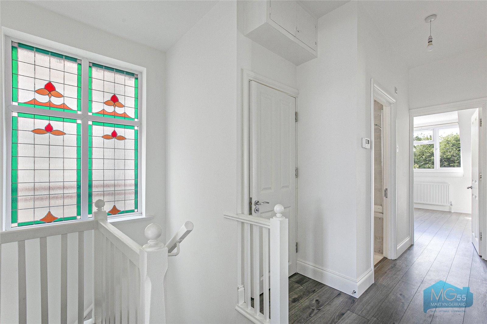 2 bedroom Apartment for sale - Martyn Gerrard