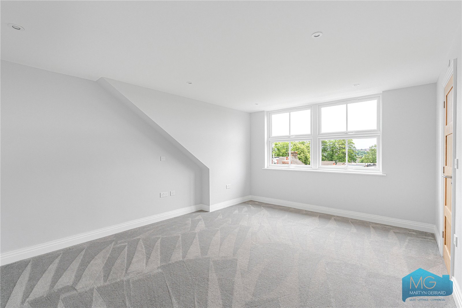 4 bedroom Semi-Detached House for sale - Martyn Gerrard