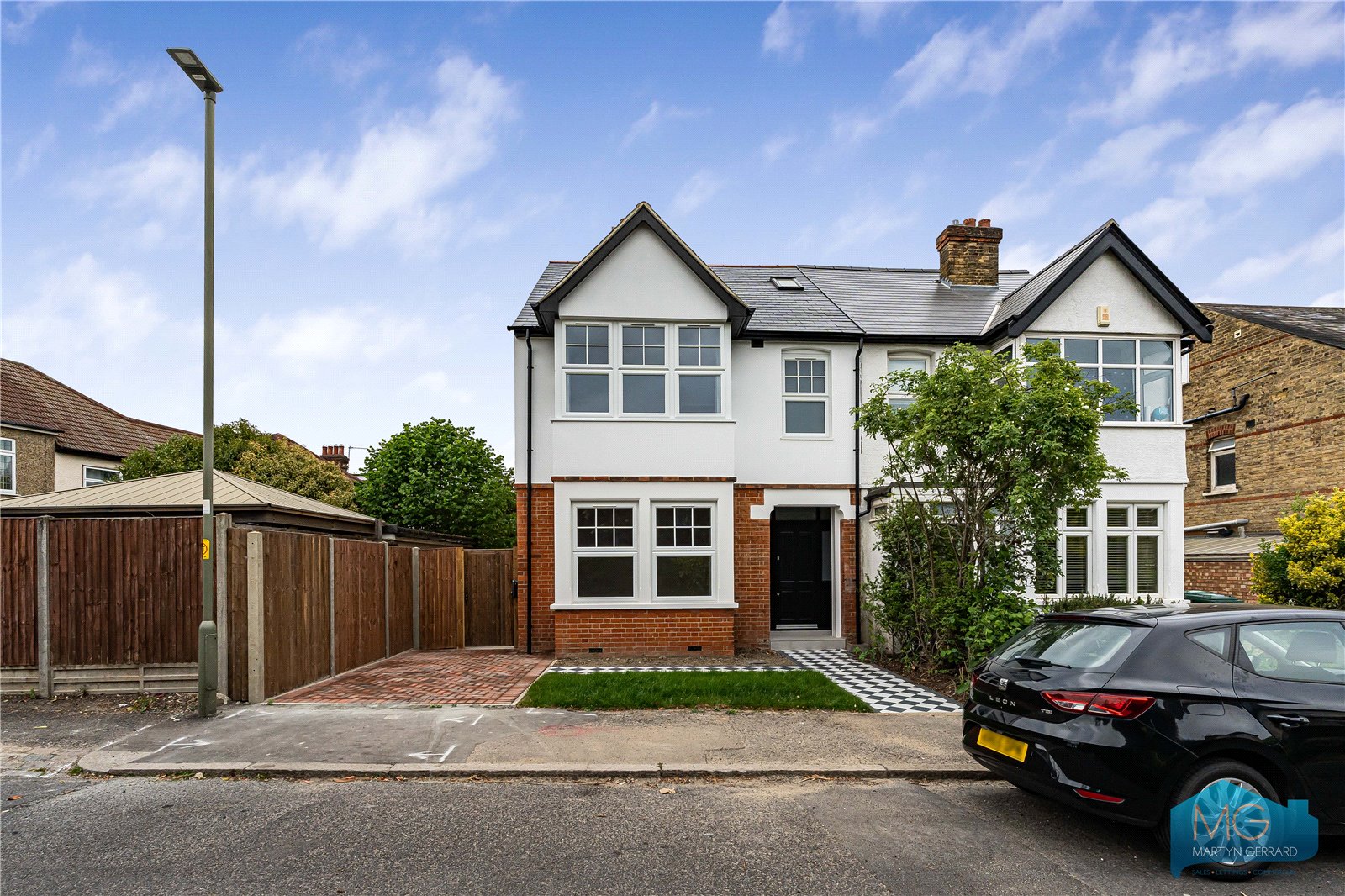 4 bedroom Semi-Detached House for sale - Martyn Gerrard