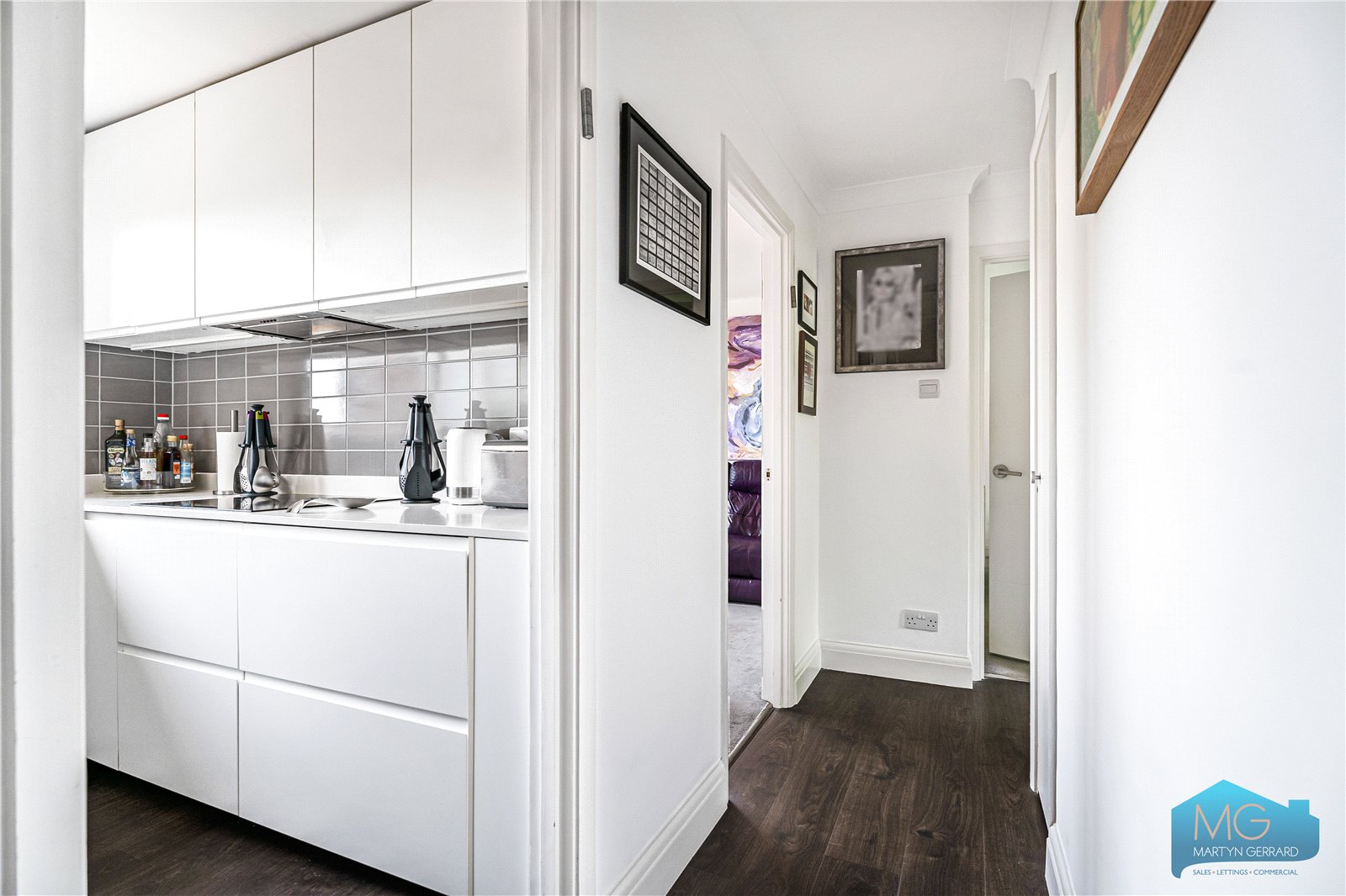 3 bedroom Apartment for sale - Martyn Gerrard