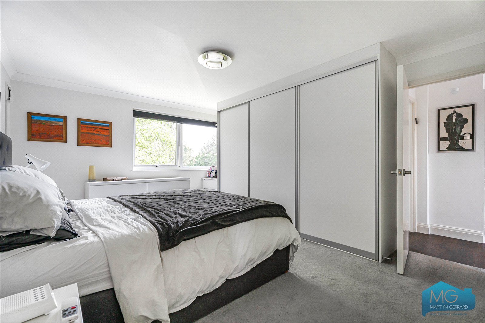 3 bedroom Apartment for sale - Martyn Gerrard