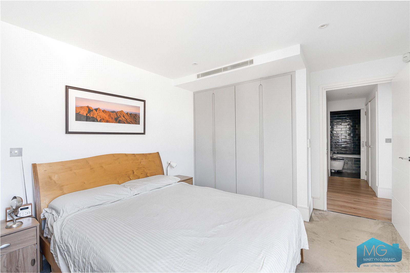 1 bedroom Apartment for sale - Martyn Gerrard