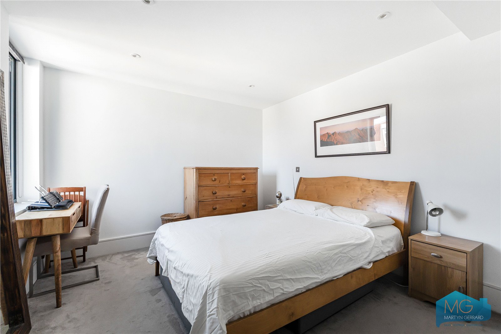 1 bedroom Apartment for sale - Martyn Gerrard