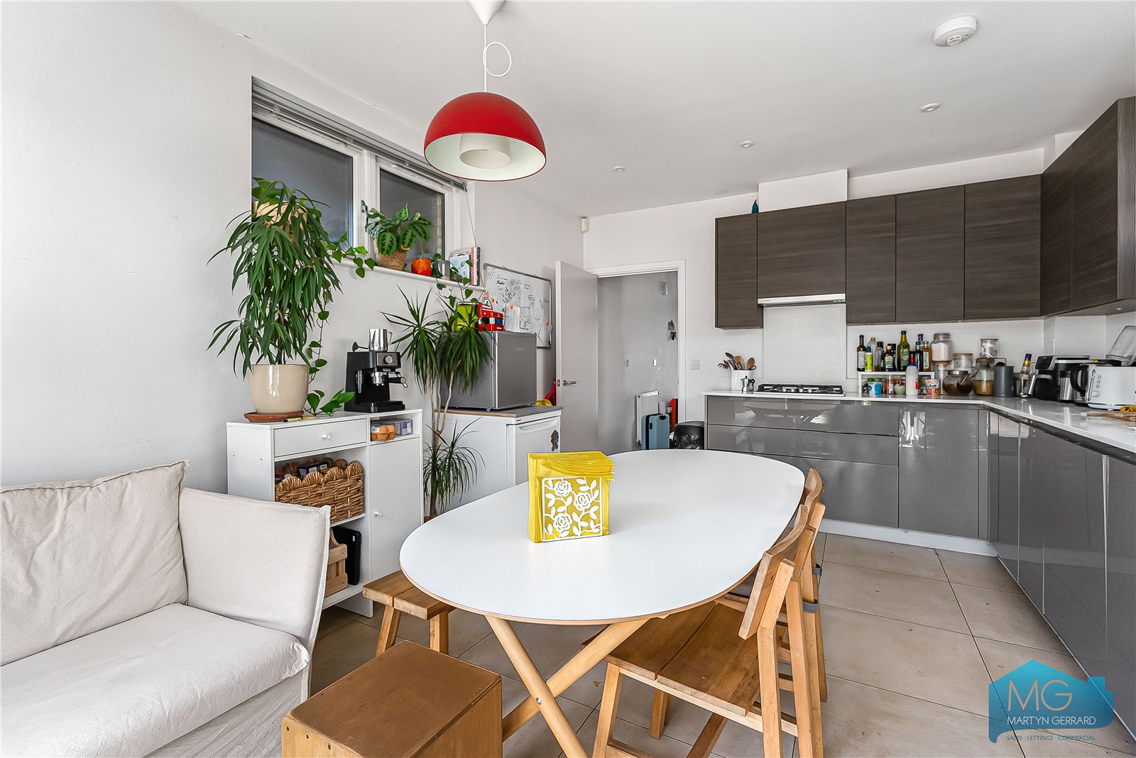 4 bedroom End of Terrace House for sale - Martyn Gerrard