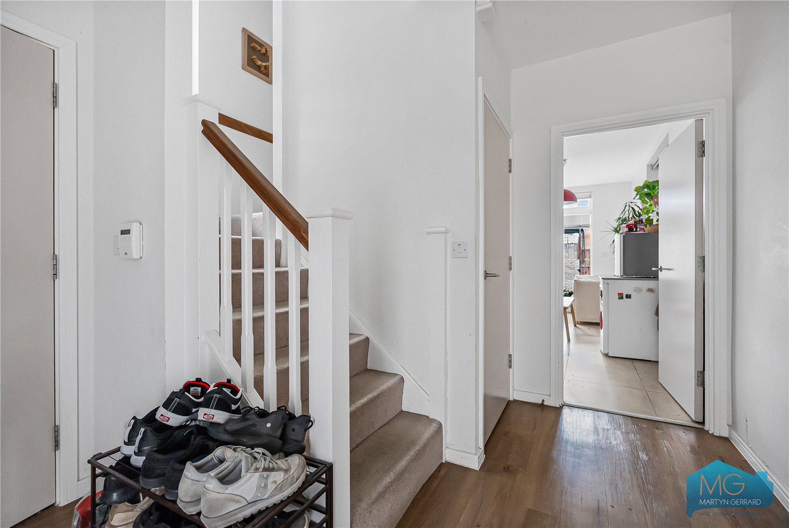 4 bedroom End of Terrace House for sale - Martyn Gerrard
