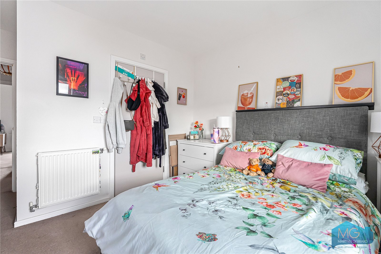 4 bedroom End of Terrace House for sale - Martyn Gerrard