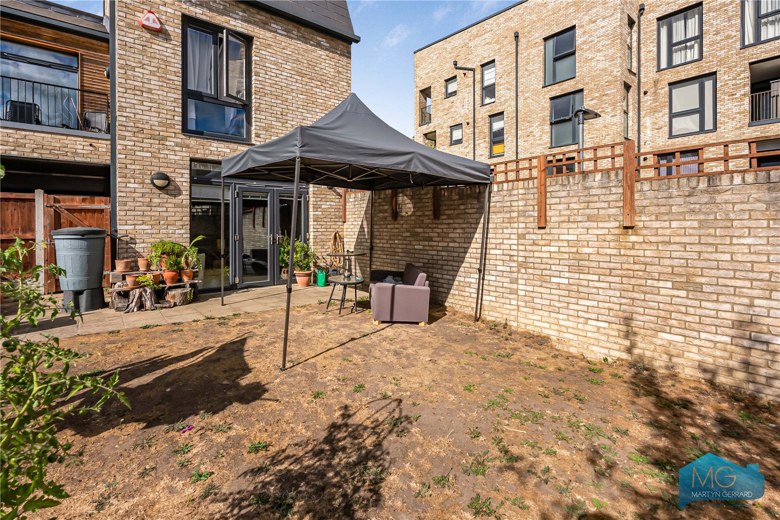 4 bedroom End of Terrace House for sale - Martyn Gerrard
