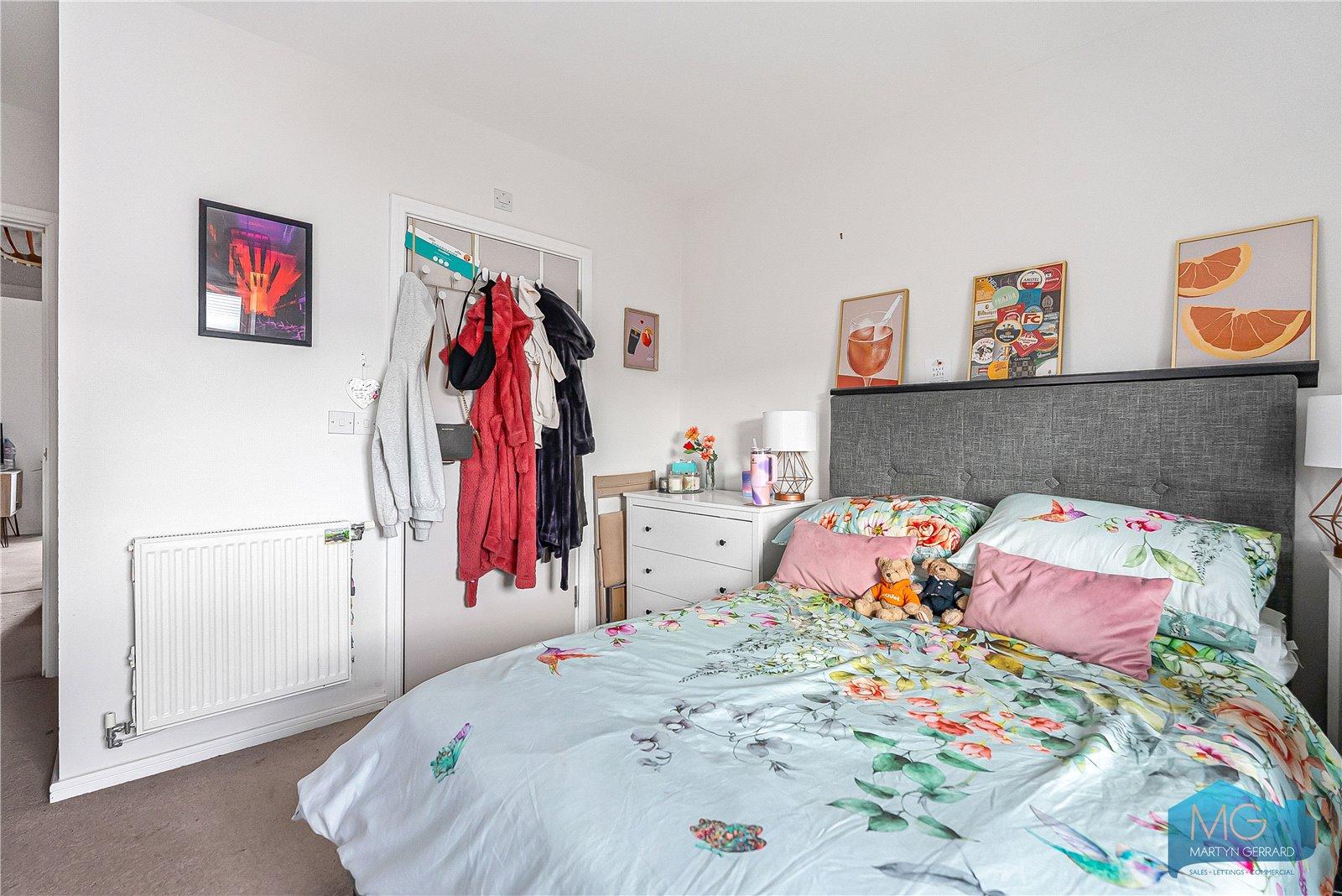 4 bedroom End of Terrace House for sale - Martyn Gerrard