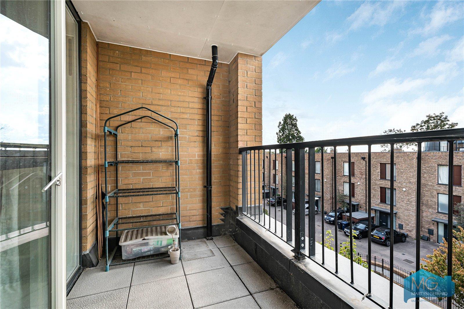 1 bedroom Apartment for sale - Martyn Gerrard