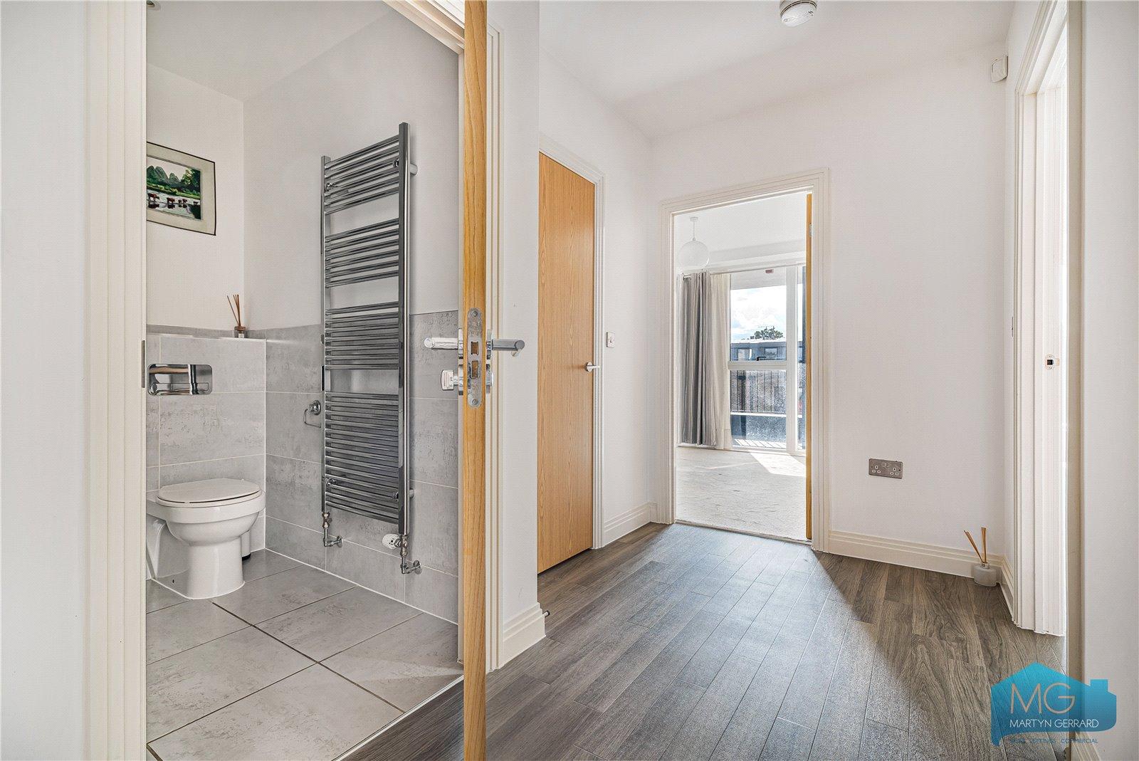 1 bedroom Apartment for sale - Martyn Gerrard
