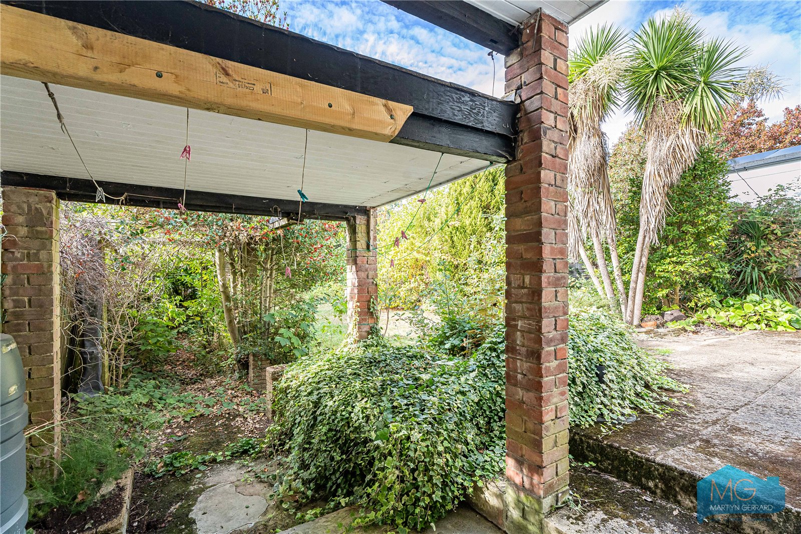 3 bedroom Link Detached House for sale - Martyn Gerrard
