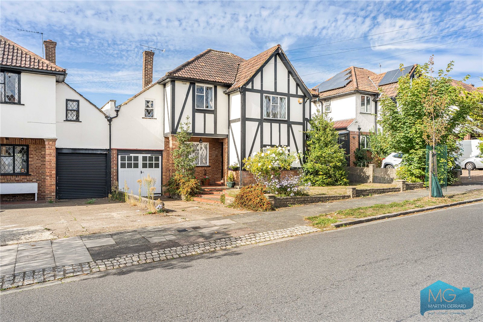 3 bedroom Link Detached House for sale - Martyn Gerrard