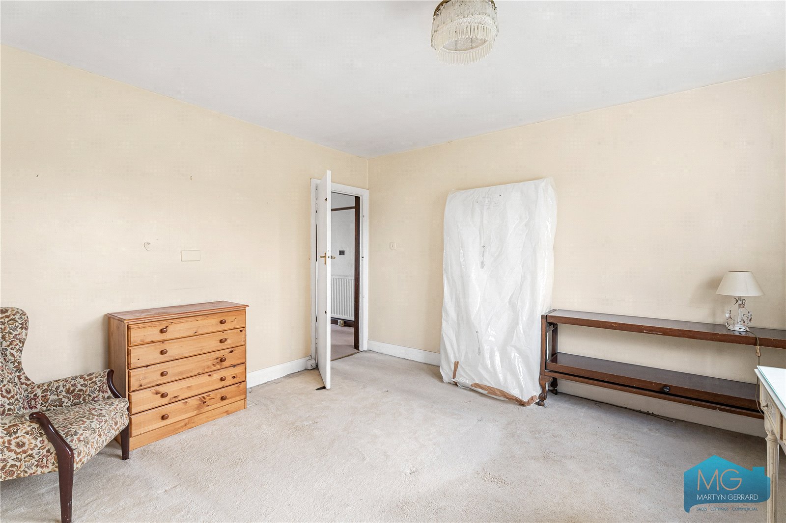 3 bedroom Link Detached House for sale - Martyn Gerrard