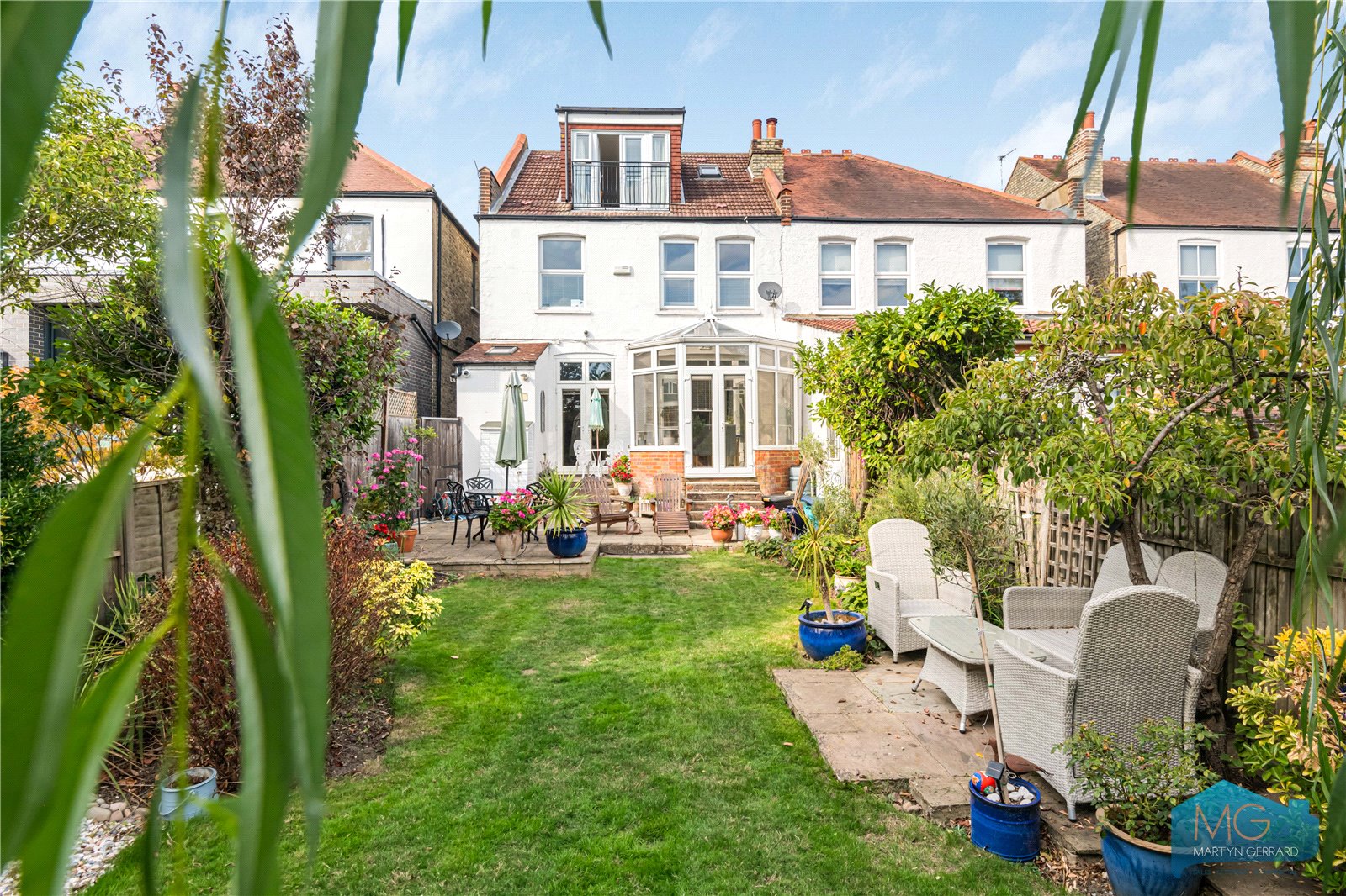 5 bedroom Semi-Detached House for sale - Martyn Gerrard