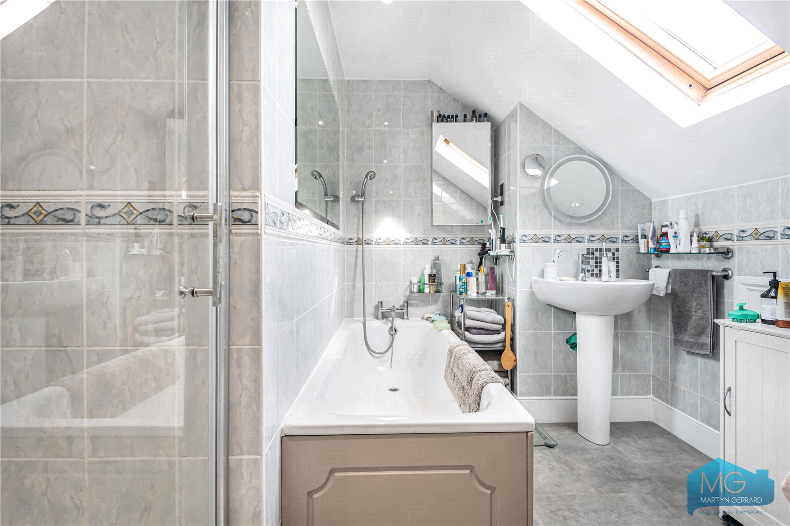 5 bedroom Semi-Detached House for sale - Martyn Gerrard