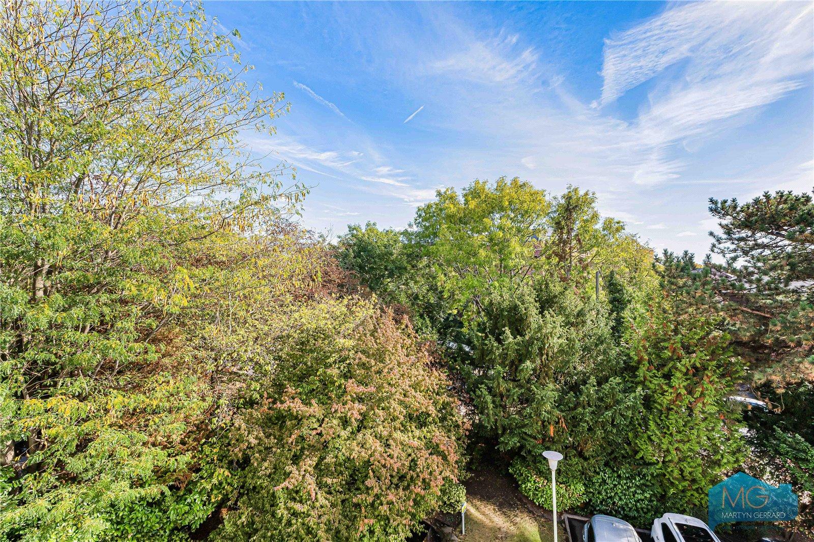 3 bedroom Apartment for sale - Martyn Gerrard