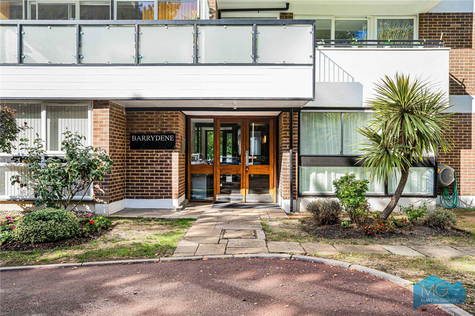 3 bedroom Apartment for sale - Martyn Gerrard