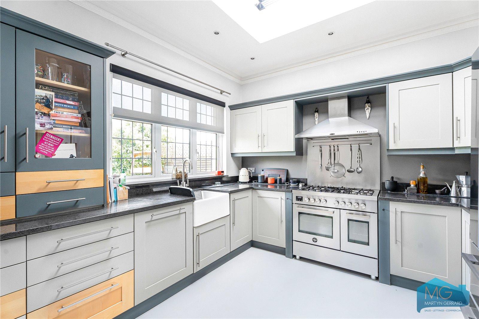 5 bedroom Detached House for sale - Martyn Gerrard