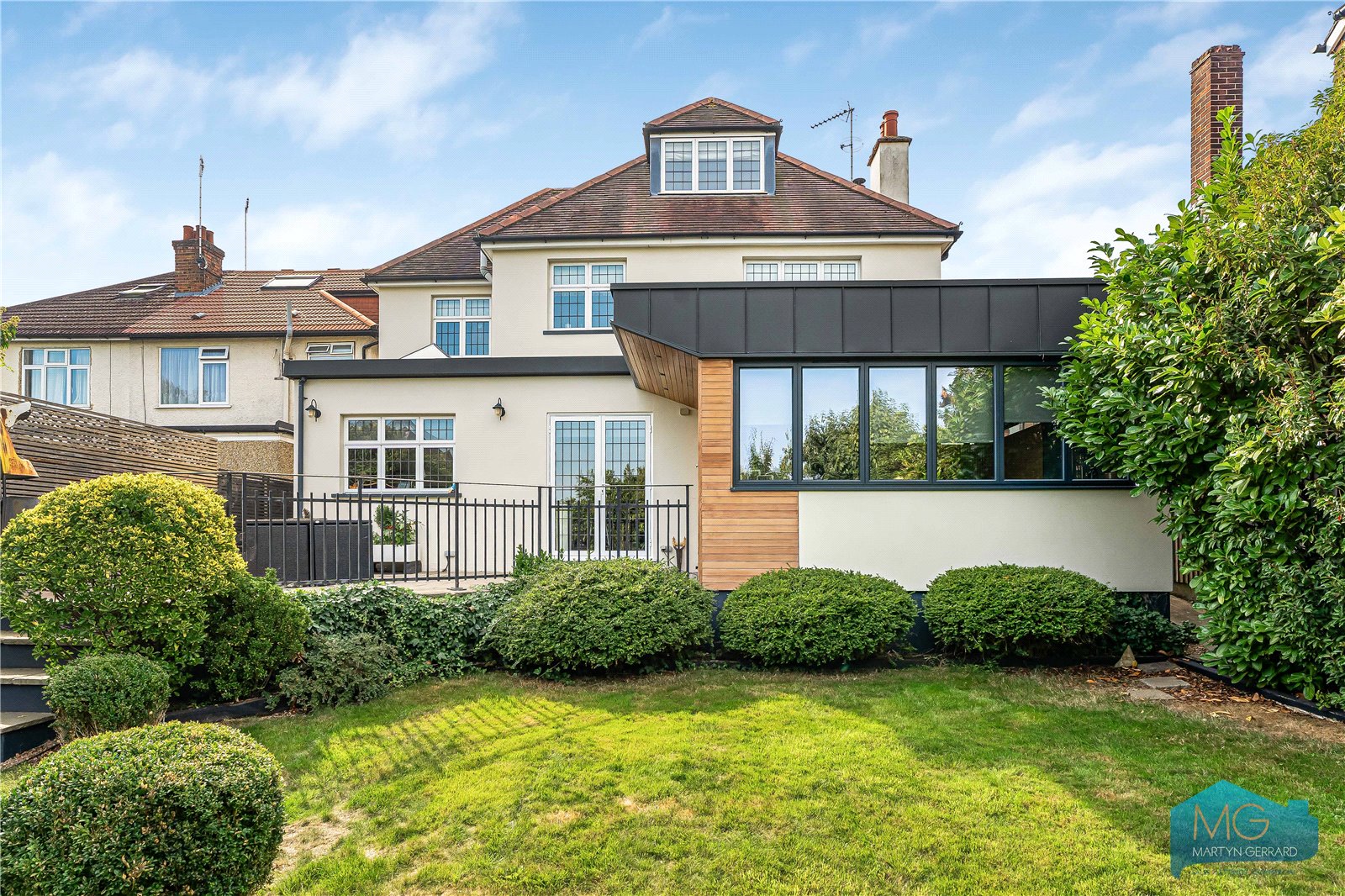 5 bedroom Detached House for sale - Martyn Gerrard