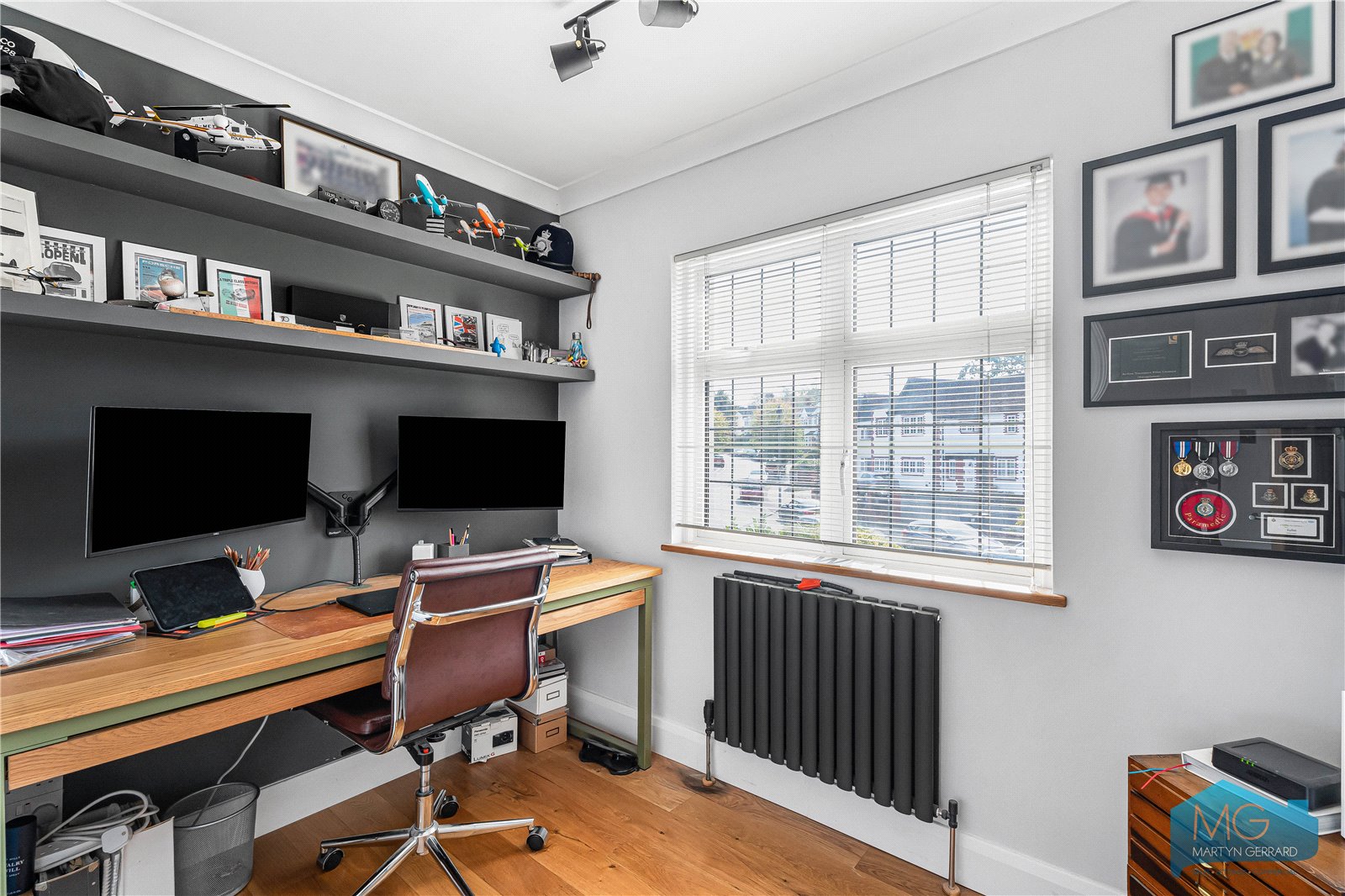 5 bedroom Detached House for sale - Martyn Gerrard