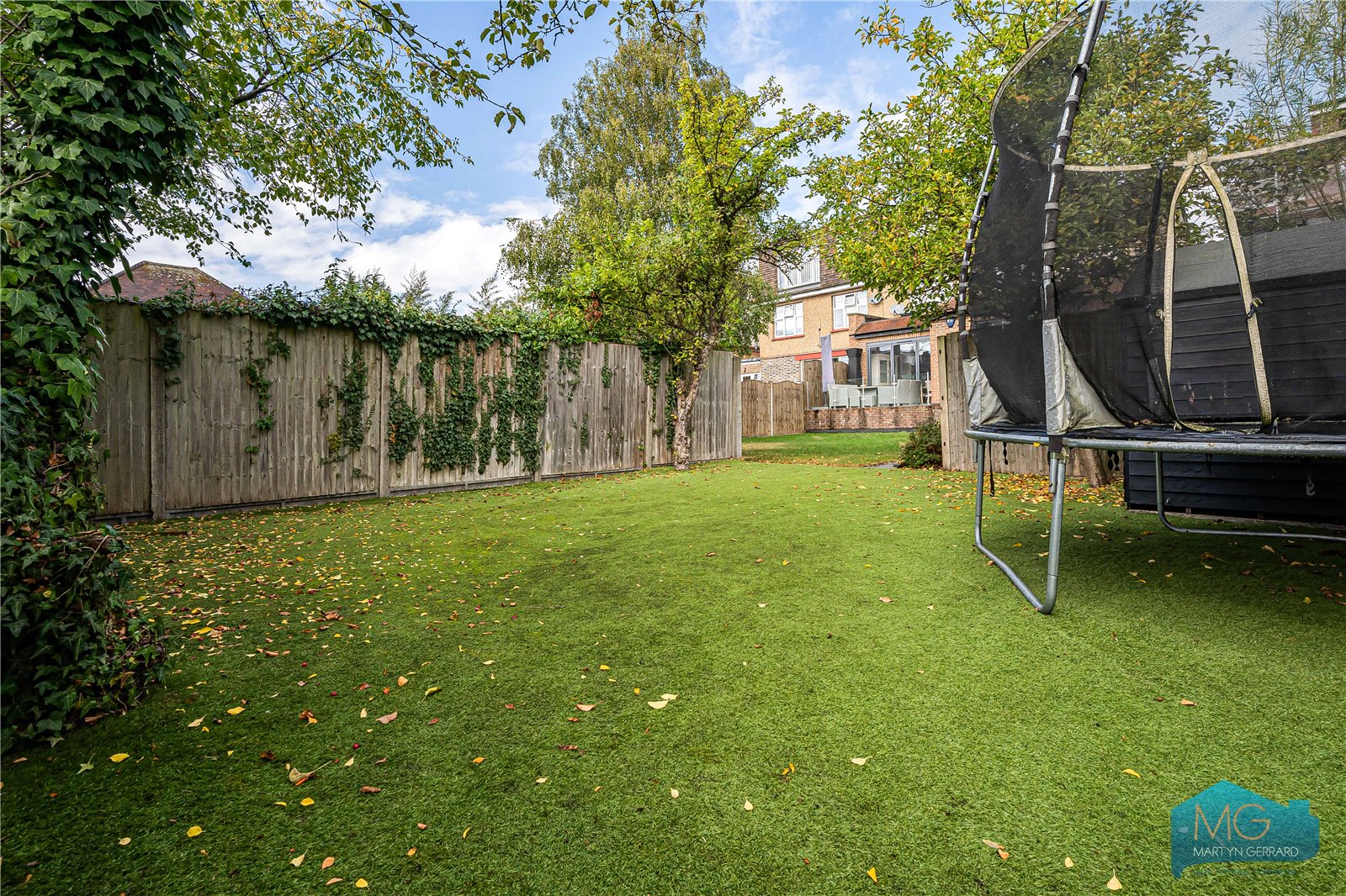 4 bedroom Semi-Detached House for sale - Martyn Gerrard