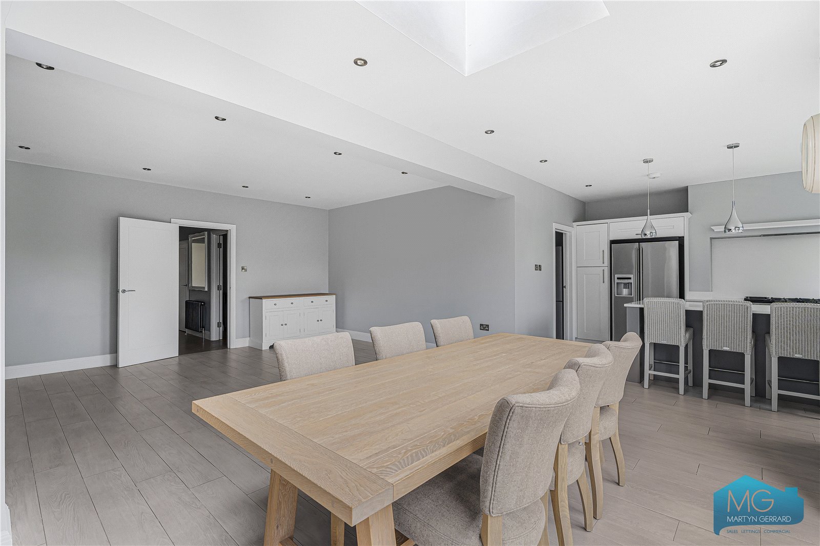 4 bedroom Semi-Detached House for sale - Martyn Gerrard