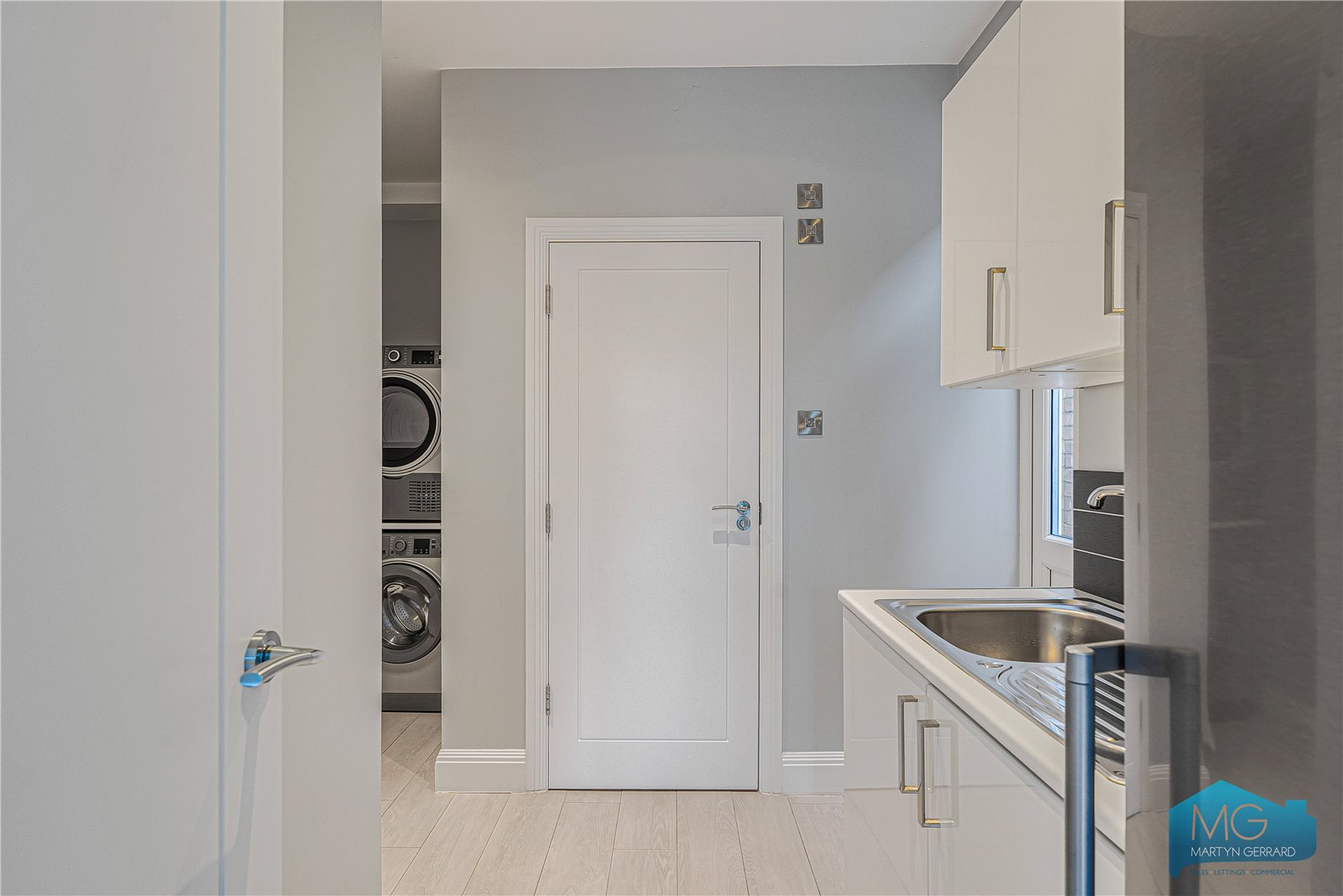 4 bedroom Semi-Detached House for sale - Martyn Gerrard