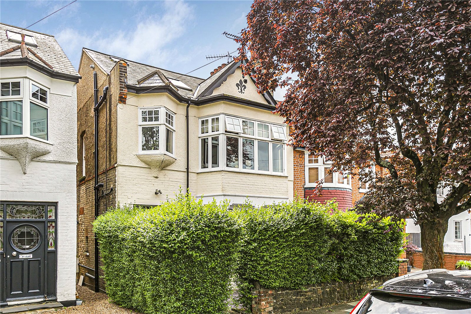 Queens Avenue, Whetstone, London, N20+  - Martyn Gerrard