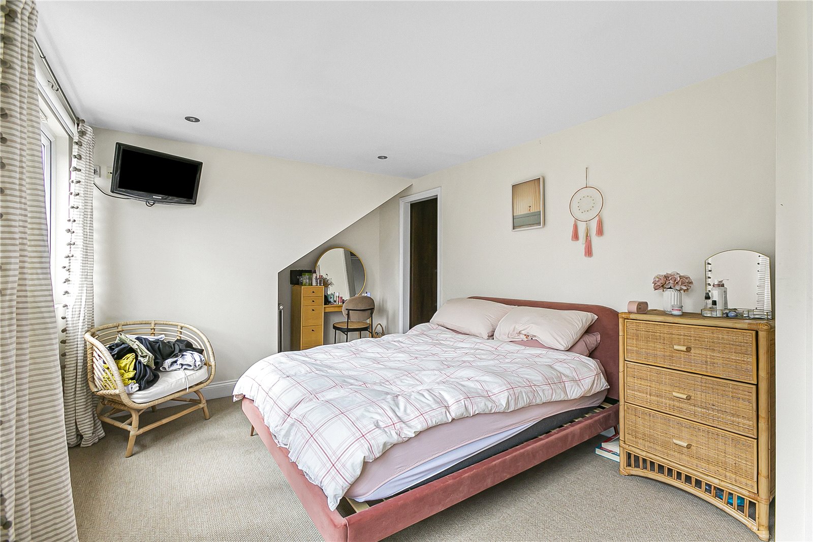 4 bedroom Semi-Detached House for sale - Martyn Gerrard