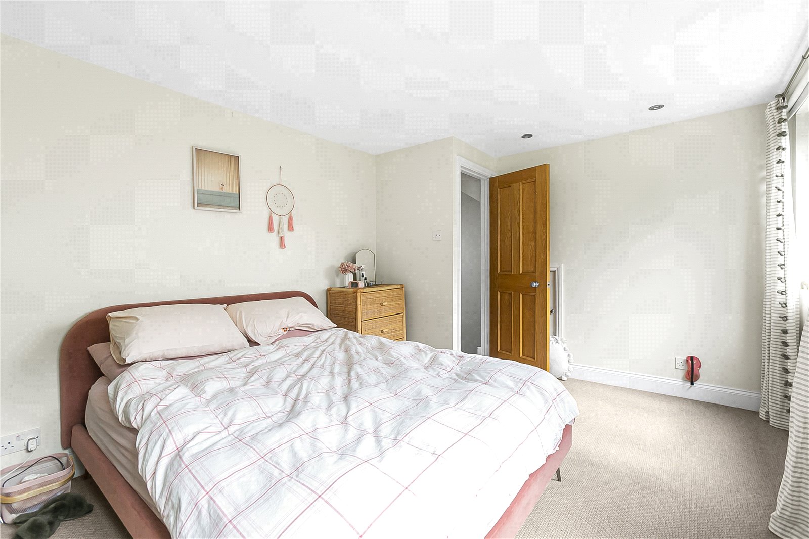 4 bedroom Semi-Detached House for sale - Martyn Gerrard