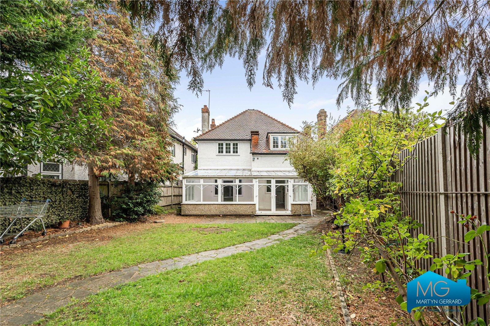 4 bedroom Detached House to rent - Martyn Gerrard