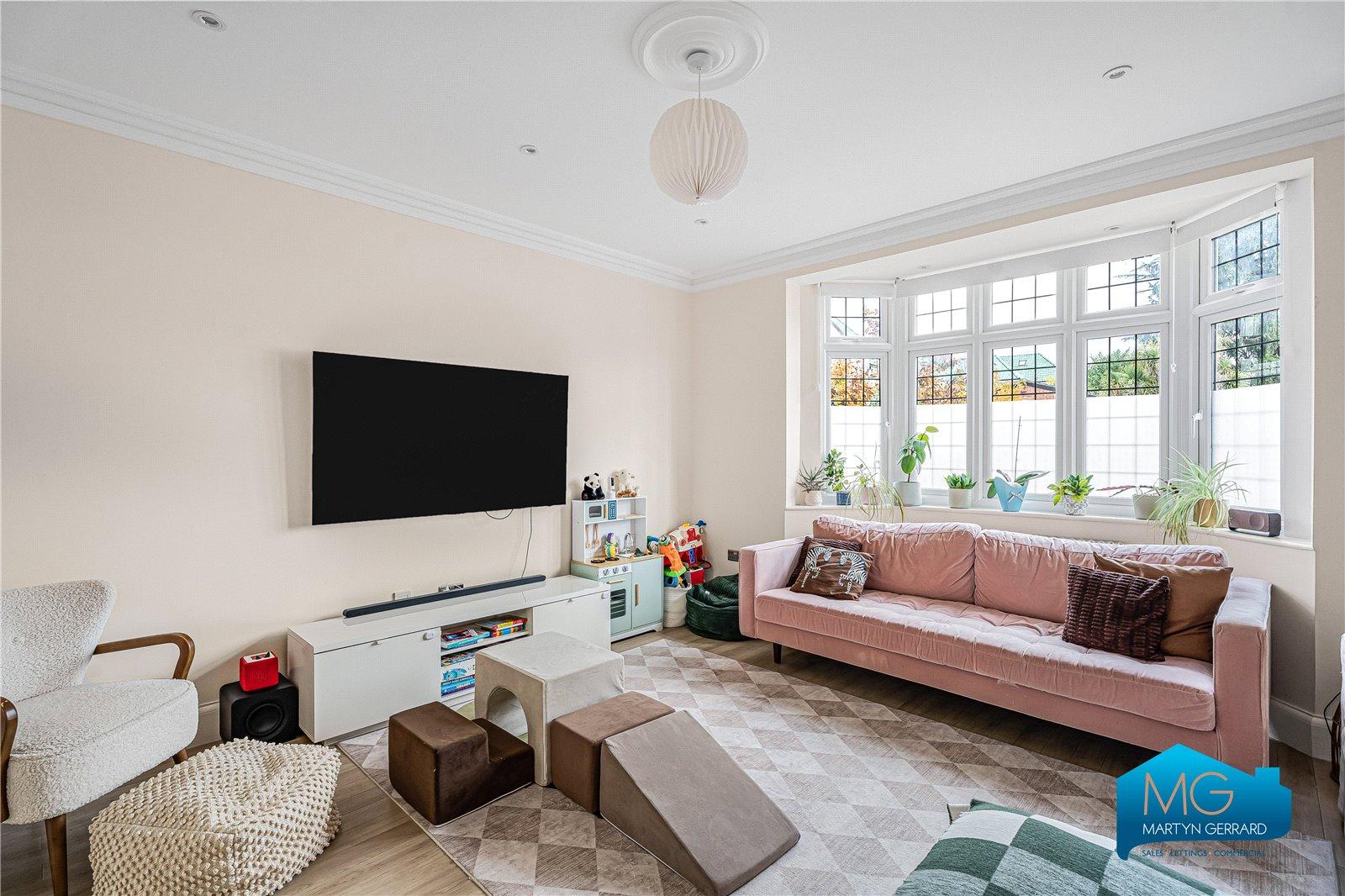 Friars Avenue, Whetstone, London, N20+ - Martyn Gerrard