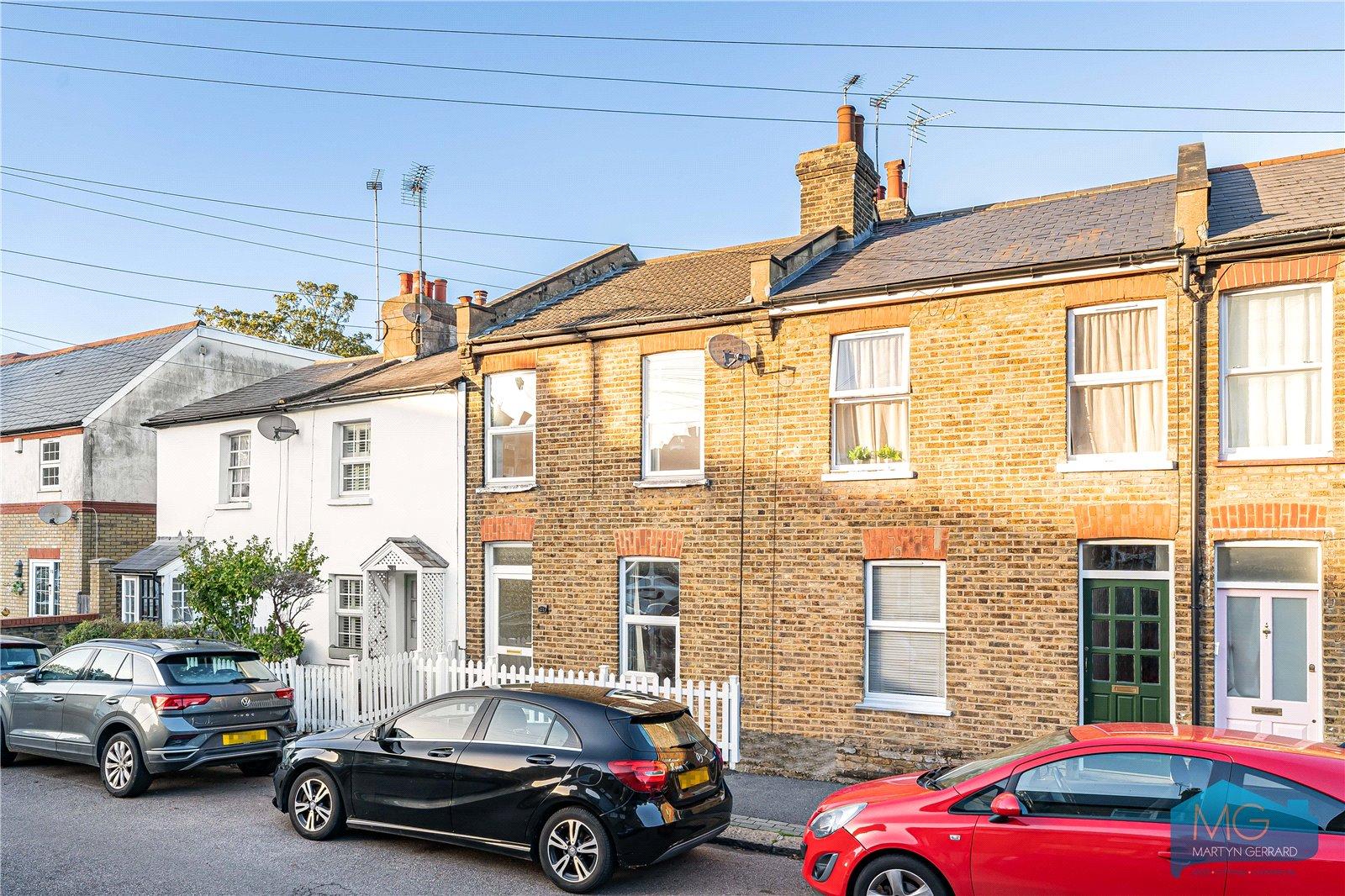 2 bedroom Terraced House for sale - Martyn Gerrard