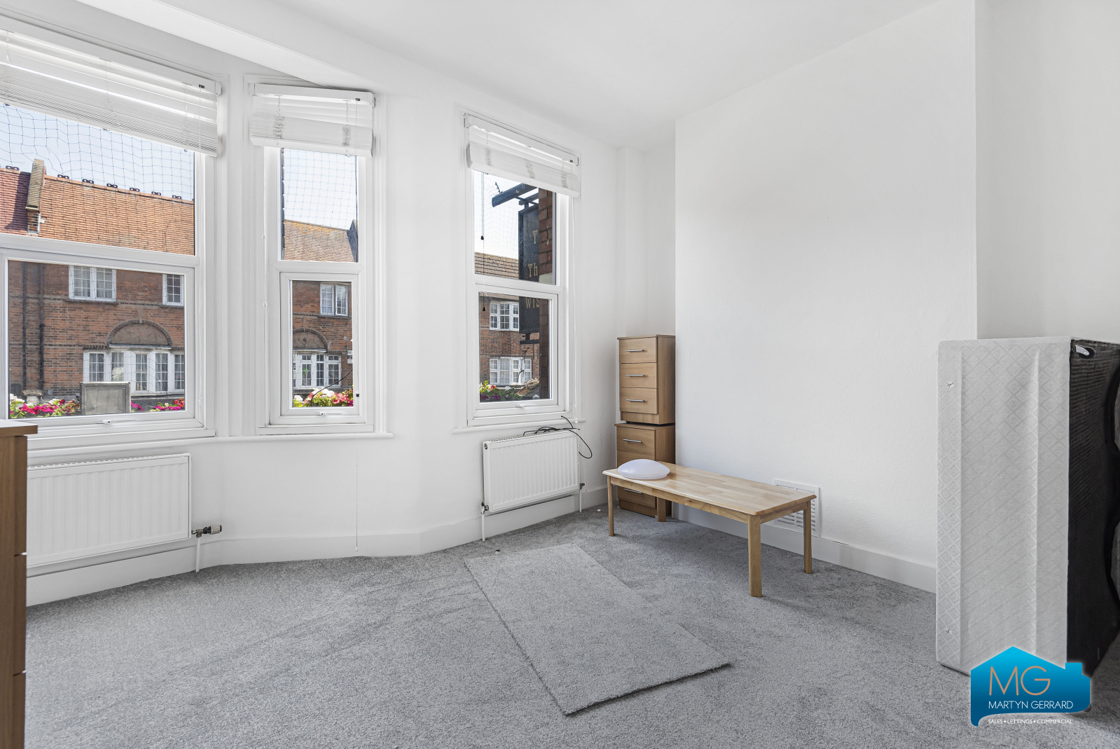 1 bedroom Apartment to rent - Martyn Gerrard