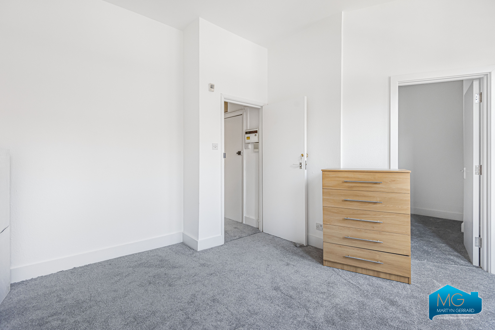 1 bedroom Apartment to rent - Martyn Gerrard