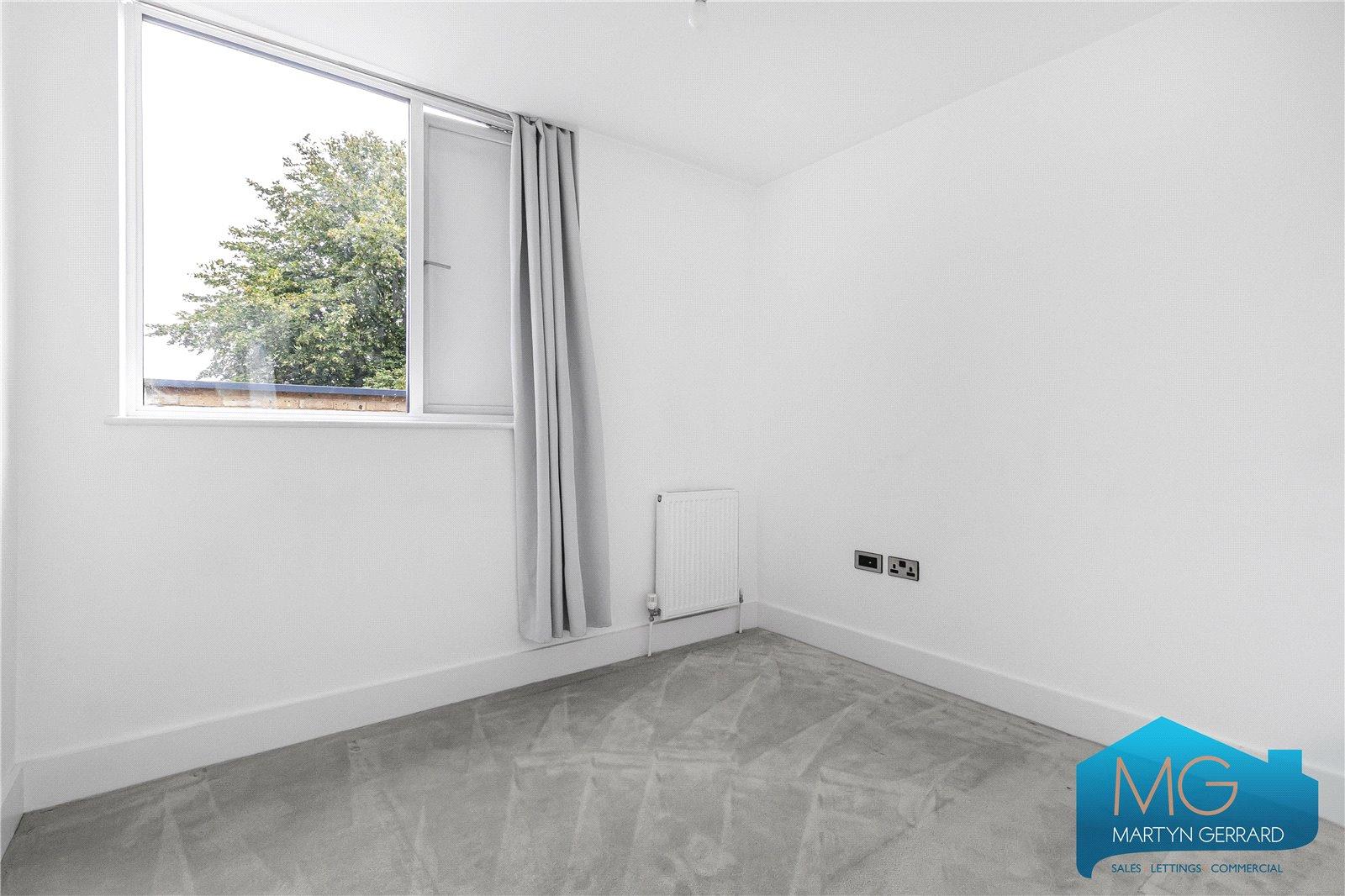 4 bedroom Semi-Detached House for sale - Martyn Gerrard