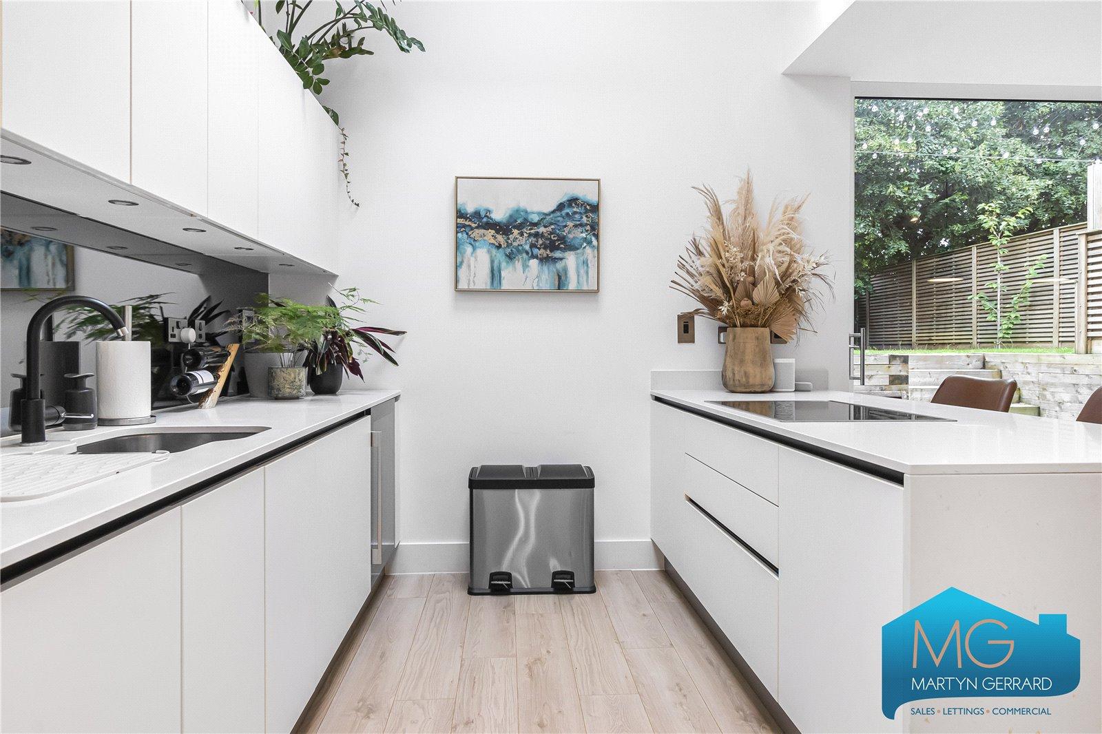 4 bedroom Semi-Detached House for sale - Martyn Gerrard