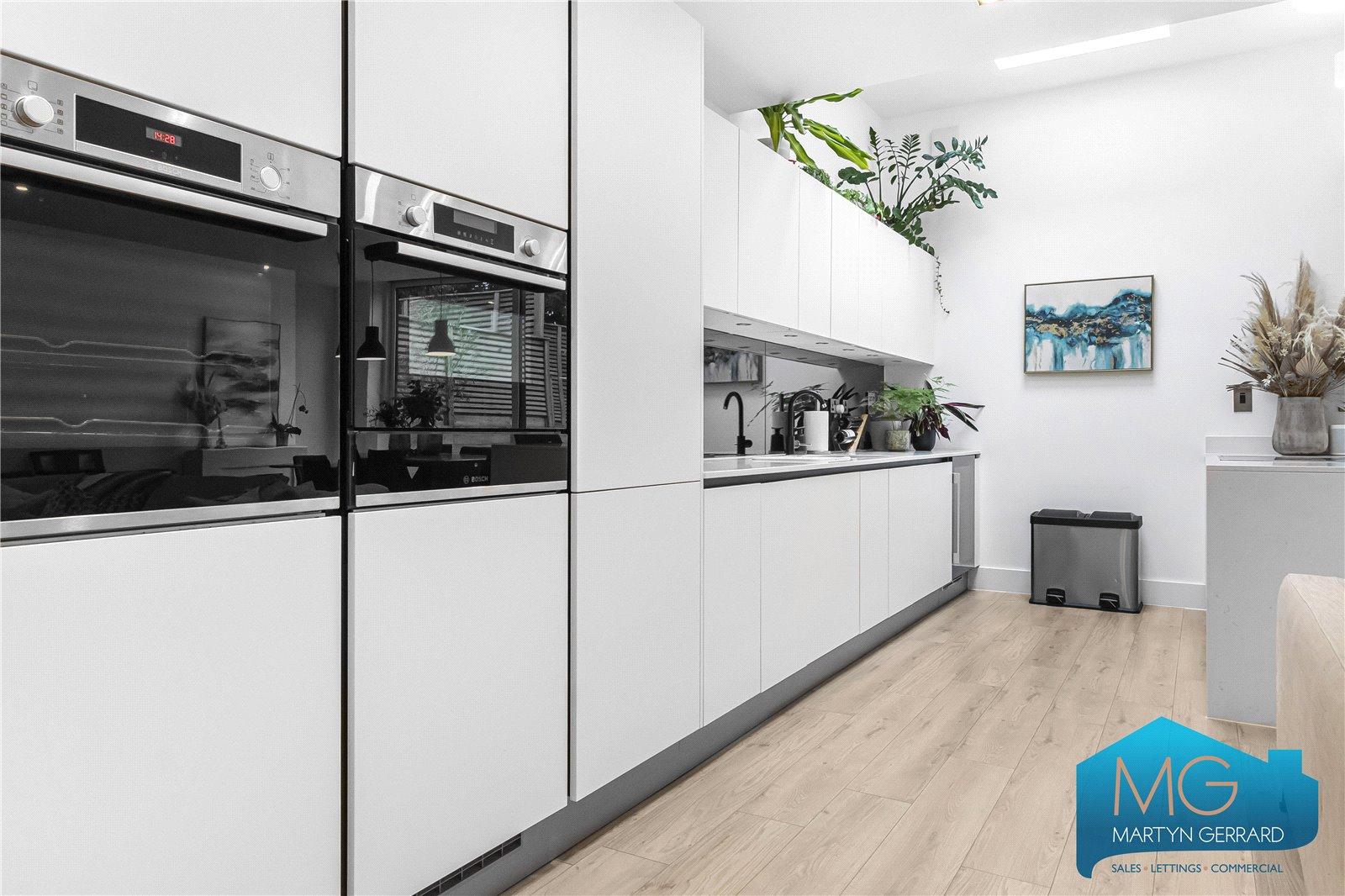 4 bedroom Semi-Detached House for sale - Martyn Gerrard
