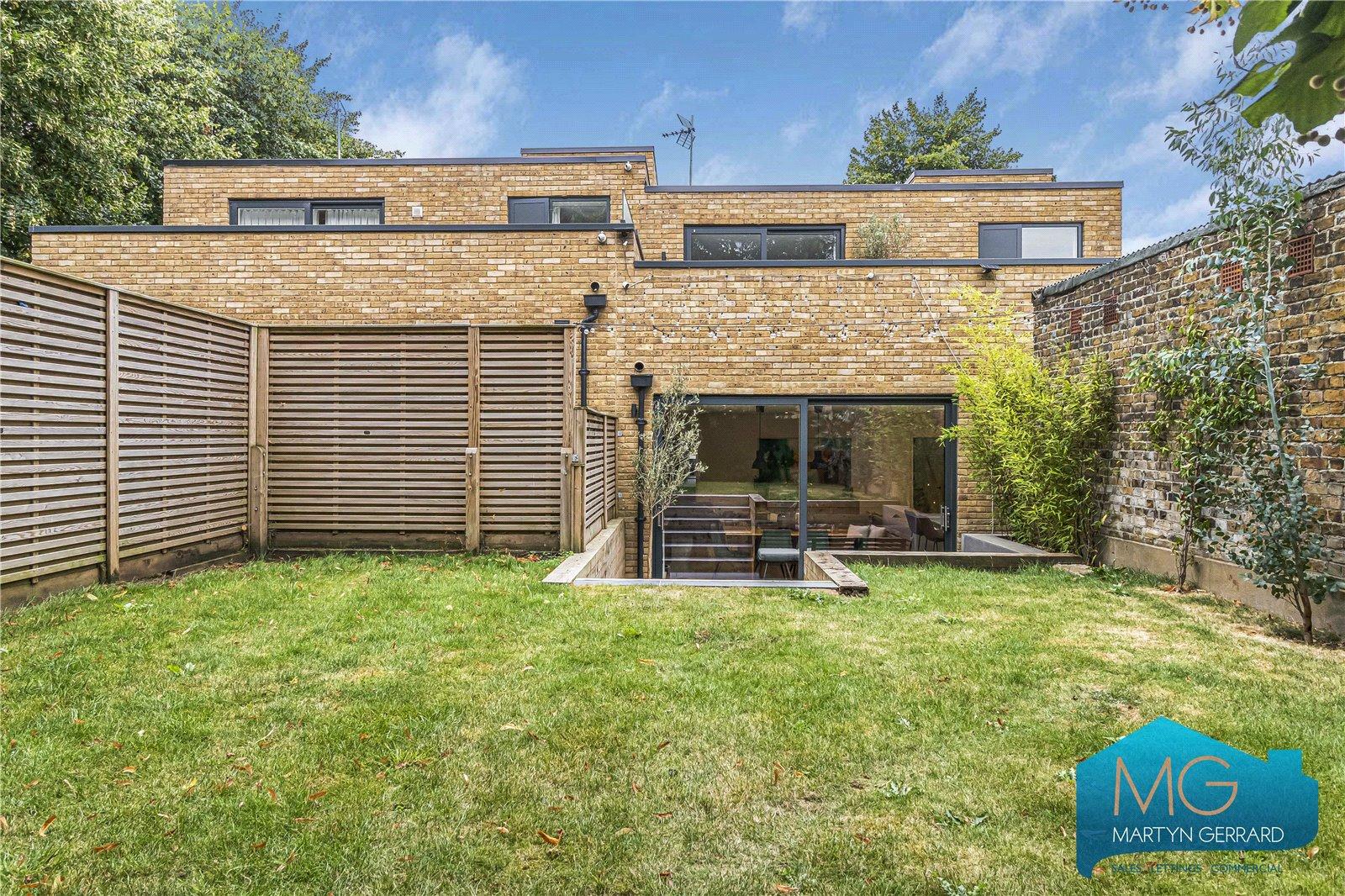 4 bedroom Semi-Detached House for sale - Martyn Gerrard