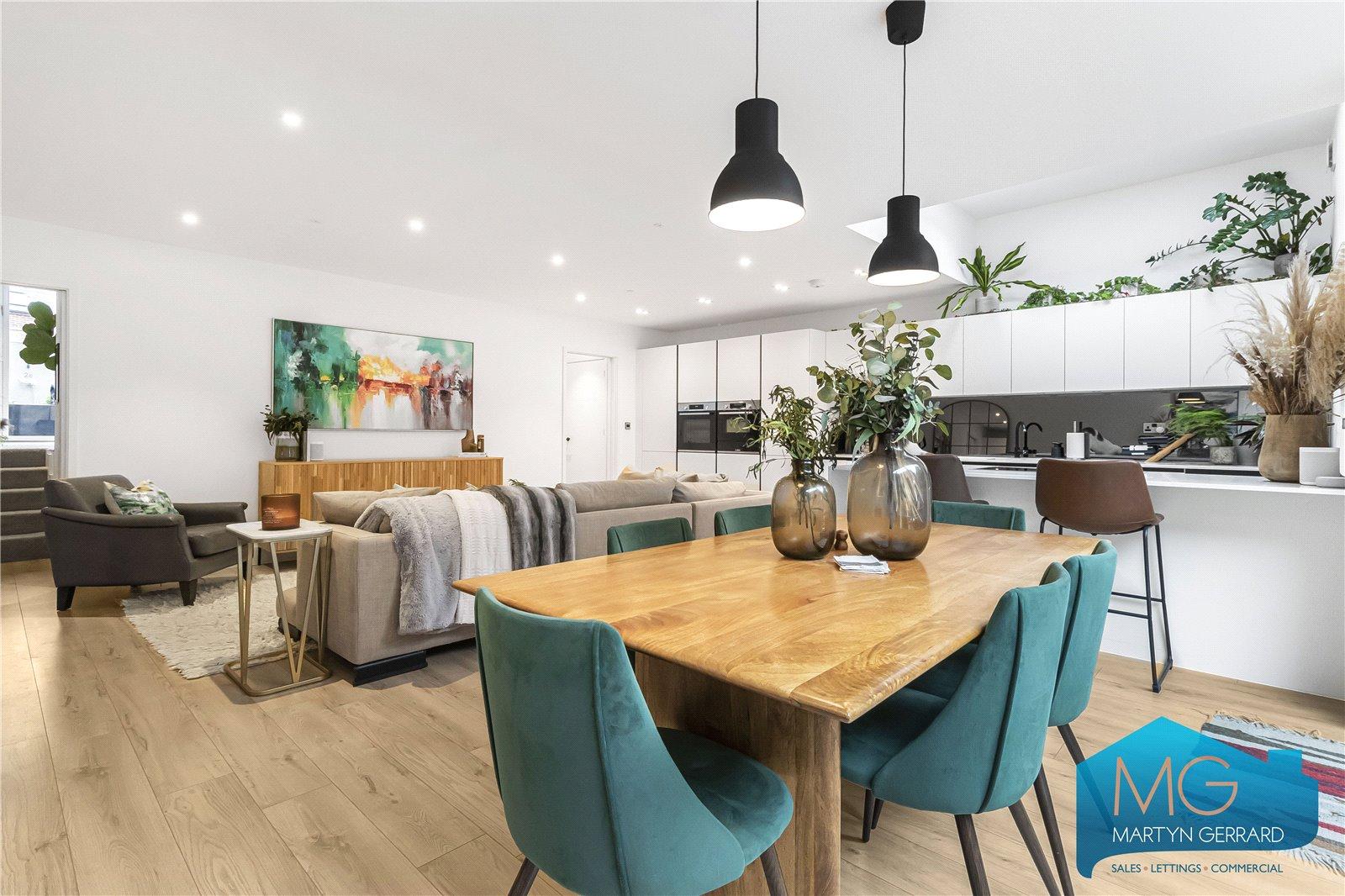 4 bedroom Semi-Detached House for sale - Martyn Gerrard