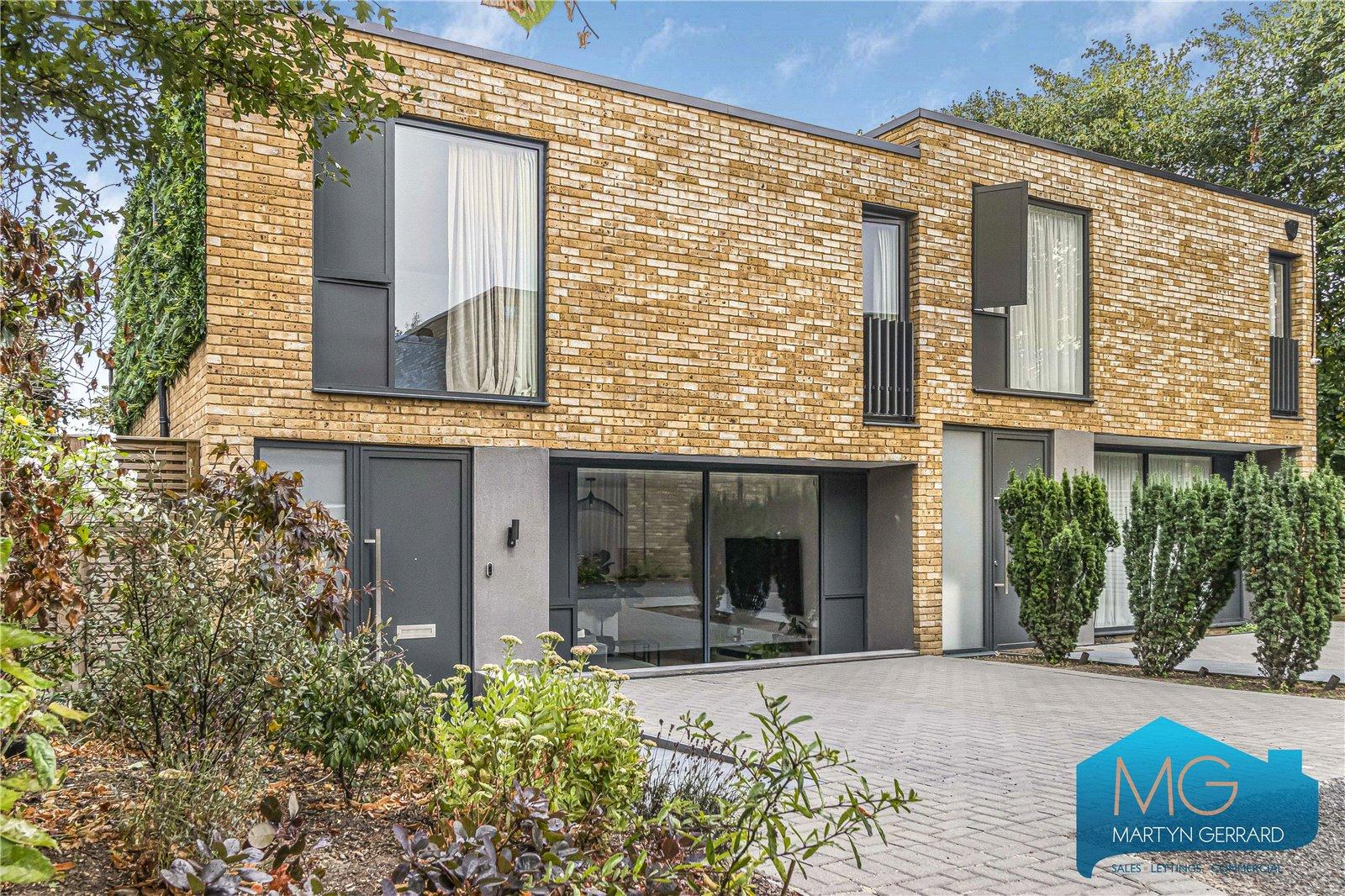 4 bedroom Semi-Detached House for sale - Martyn Gerrard