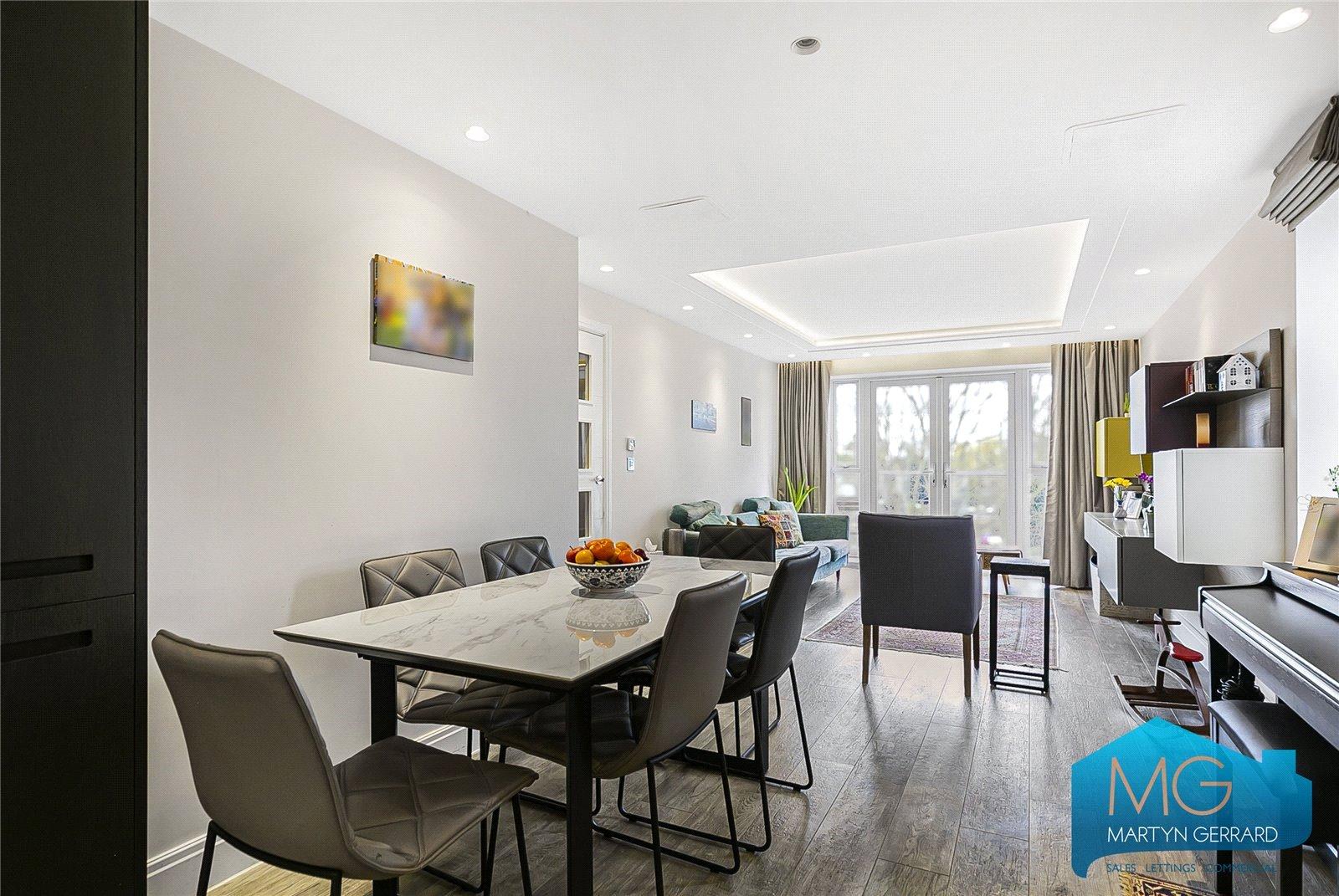 3 bedroom Apartment to rent + ' - Martyn Gerrard