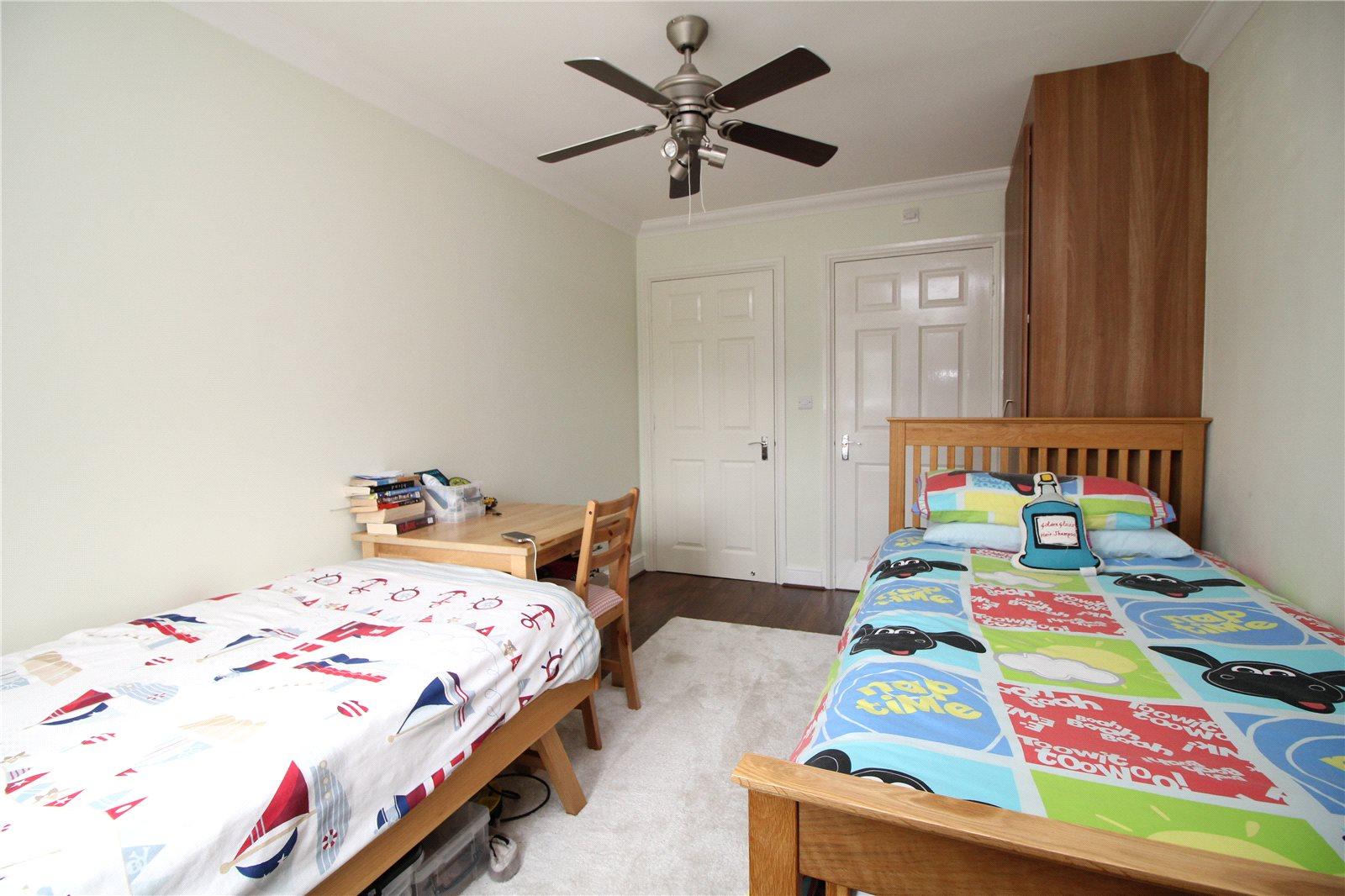 2 bedroom Apartment to rent - Martyn Gerrard
