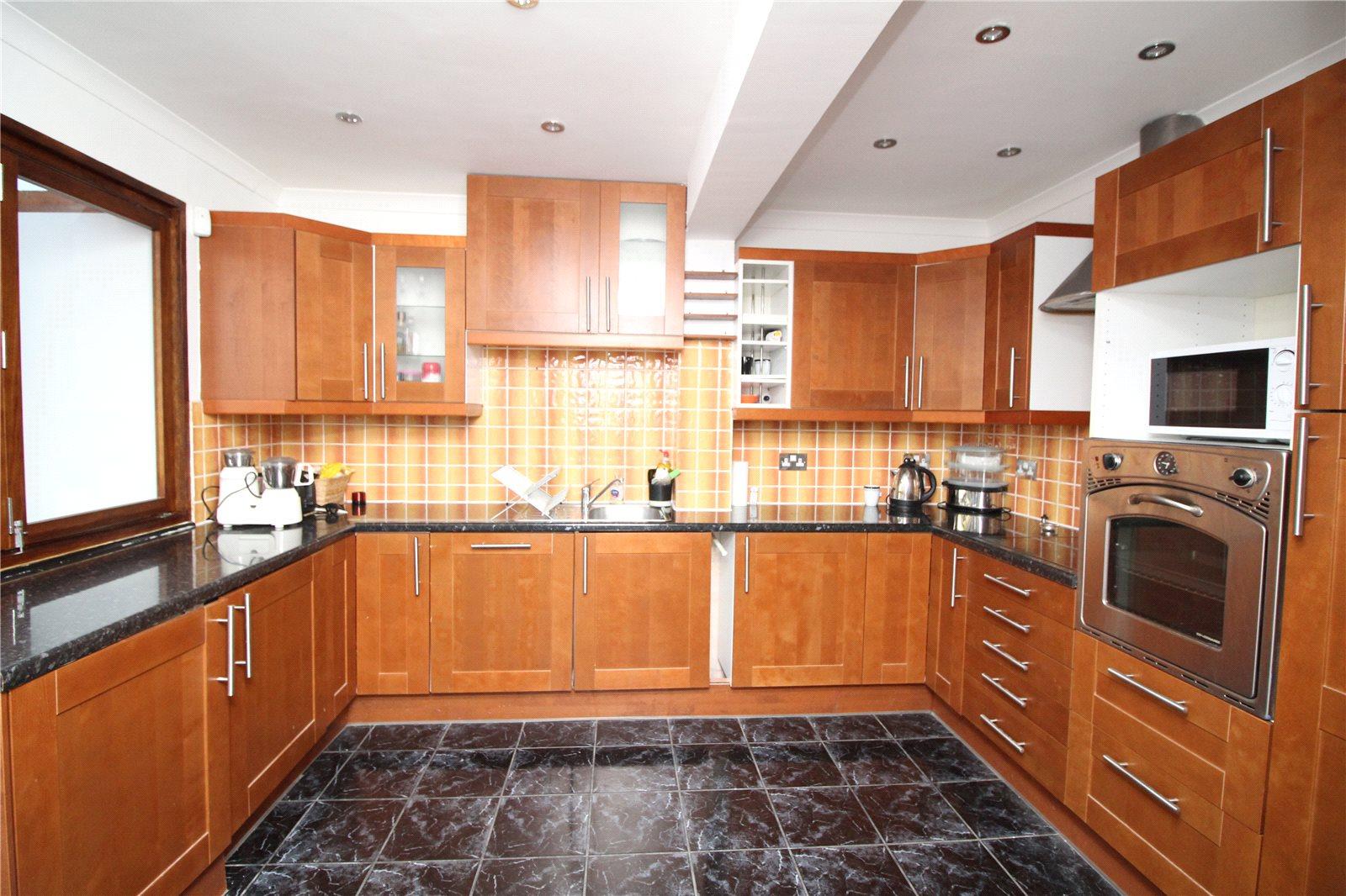 3 bedroom Terraced House to rent - Martyn Gerrard