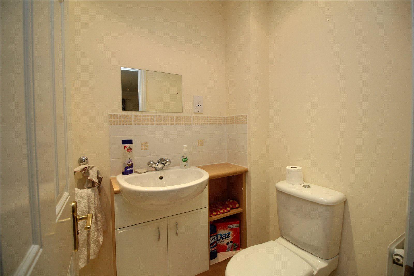 3 bedroom Semi-Detached House to rent - Martyn Gerrard