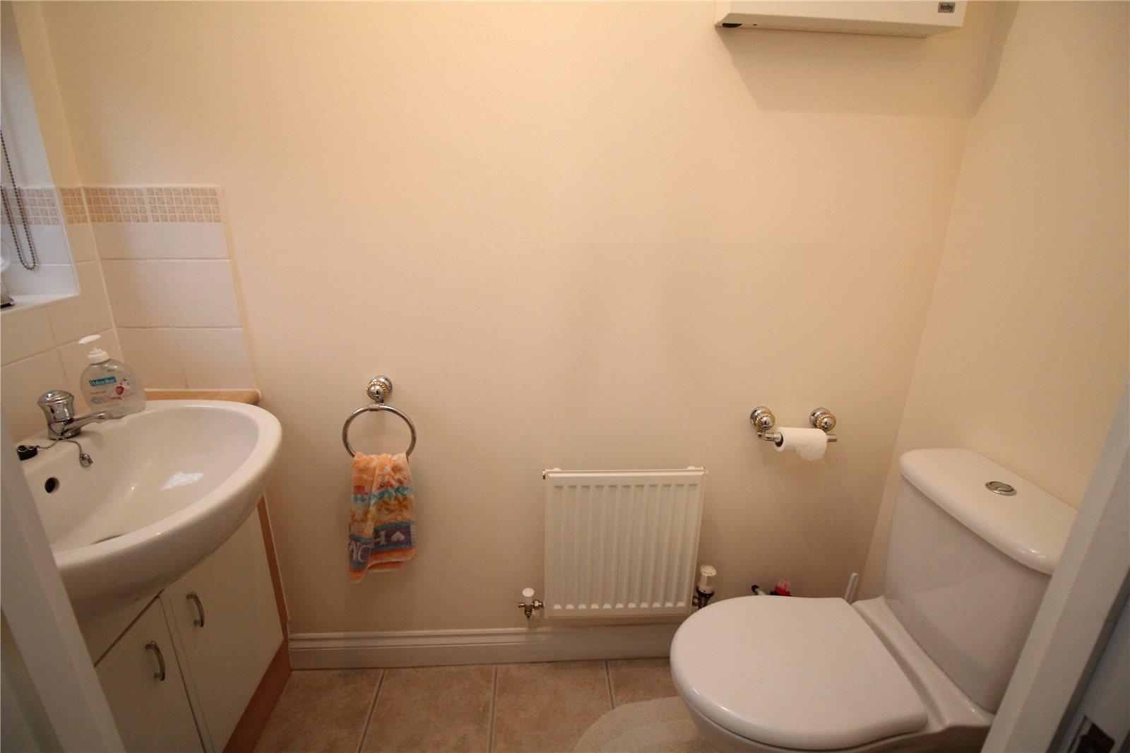3 bedroom Semi-Detached House to rent - Martyn Gerrard