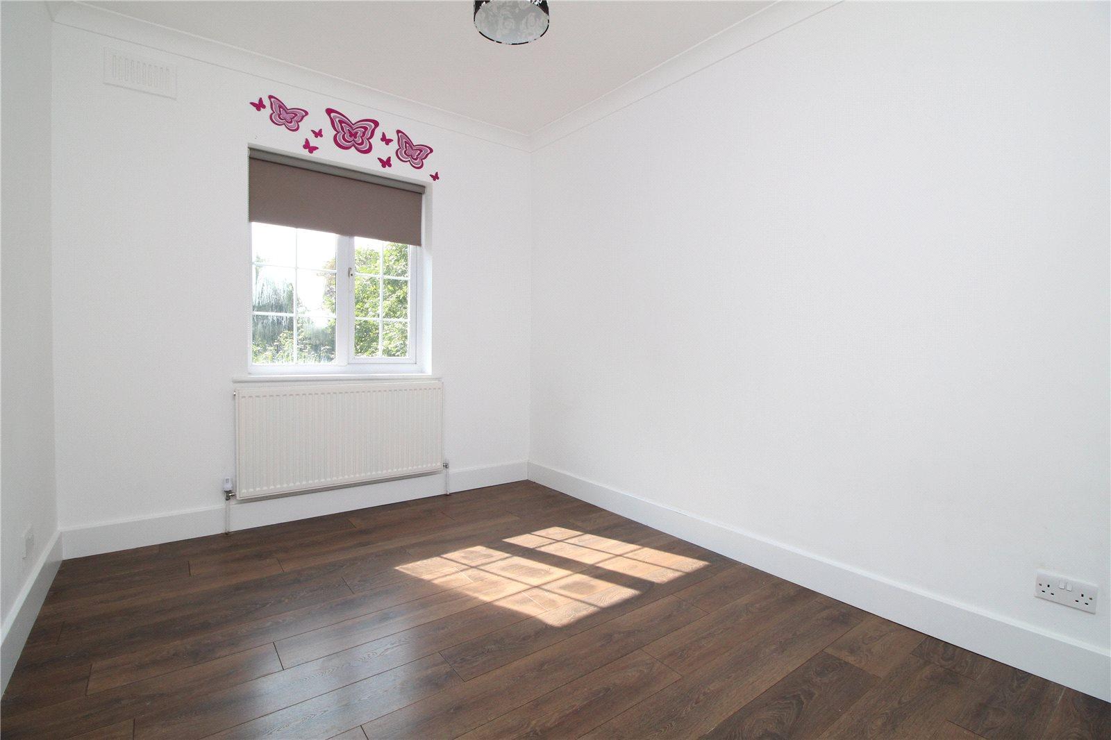 2 bedroom Apartment to rent - Martyn Gerrard