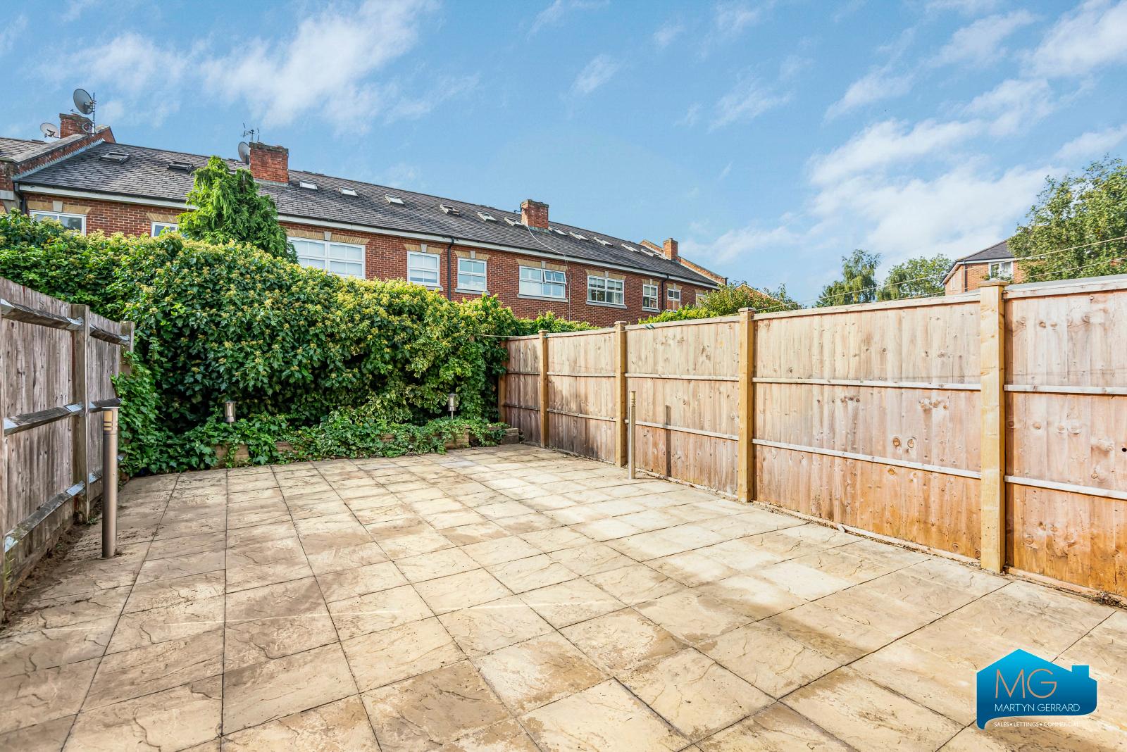 3 bedroom Terraced House to rent - Martyn Gerrard