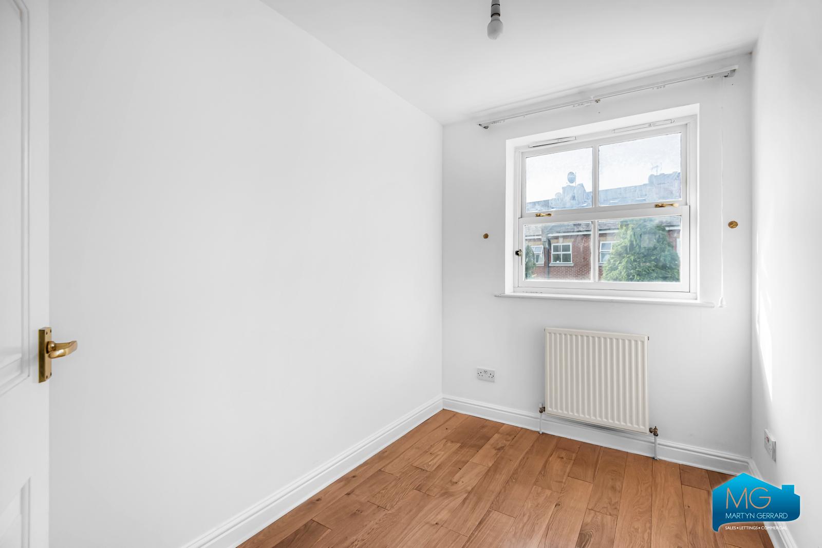 3 bedroom Terraced House to rent - Martyn Gerrard