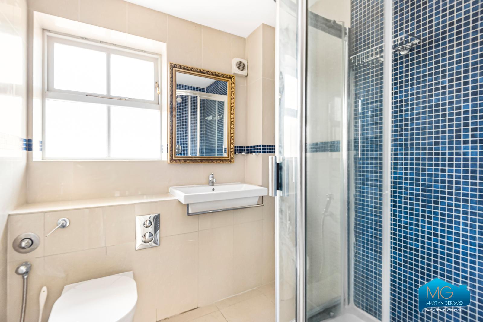 3 bedroom Terraced House to rent - Martyn Gerrard